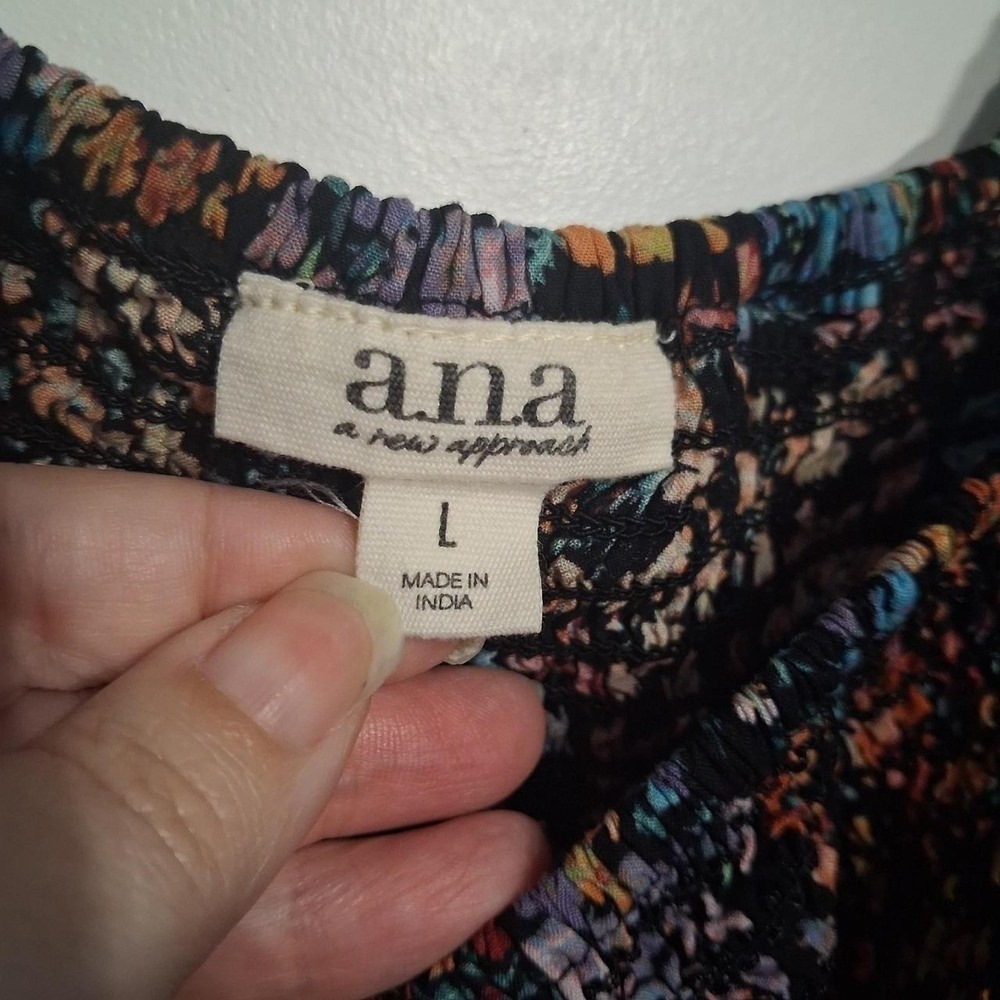 Size L a.n.a Smocked Floral Midi Dress with Puff Sleeves - Picture 3 of 7